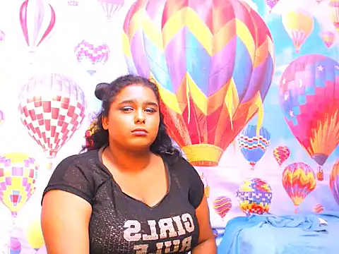 Snapshot of Indianfairy99 chatting on January 2025 10:12:02 PM Indianfairy99 online show from January 2025 10:12:02 PM