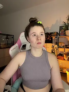 sweetest pie online show from May 2026 09:30:02 PM