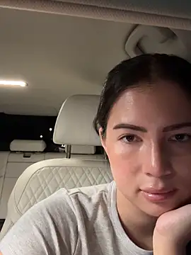 clairewntr online show from October 2025 01:13:01 AM