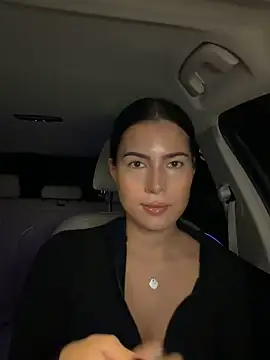 clairewntr online show from October 2025 07:25:02 PM