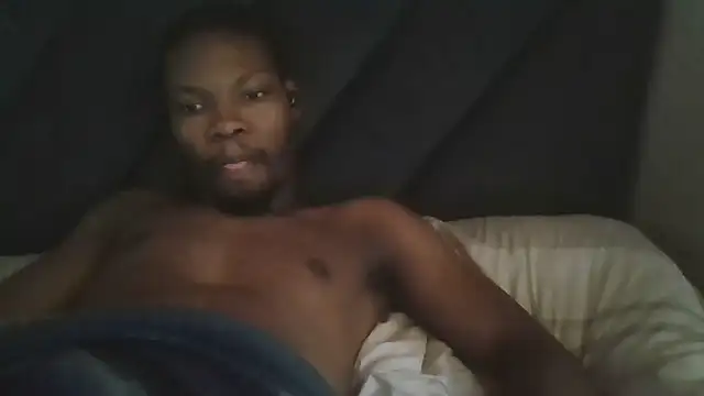 Snapshot of Malibongwe17 chatting on December 2025 11:06:02 AM Malibongwe17 online show from December 2025 11:06:02 AM