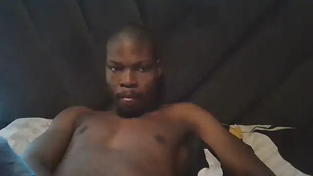Snapshot of Malibongwe17 chatting on June 2026 09:51:02 AM Malibongwe17 online show from June 2026 09:51:02 AM