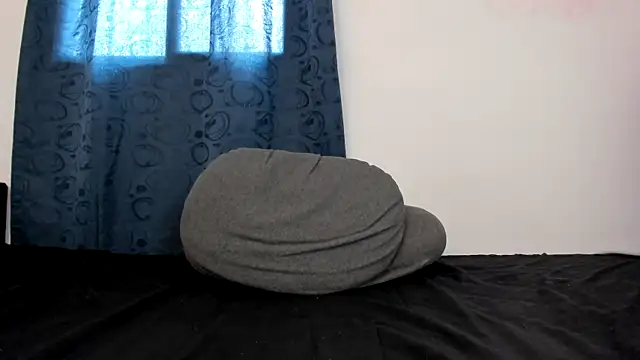 carmesix online show from March 2025 09:27:02 PM