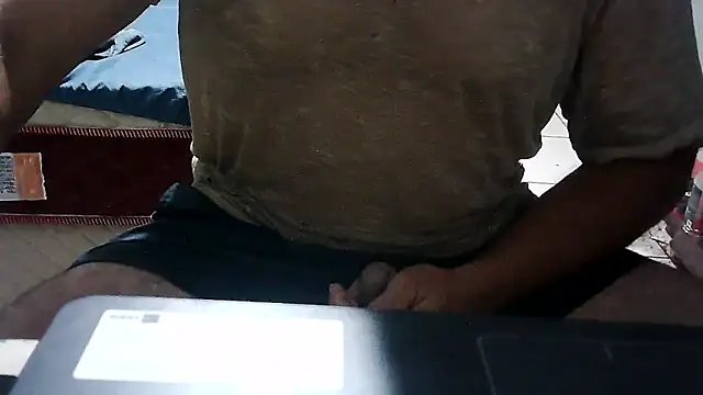 eduar570 online show from December 2025 07:04:01 AM