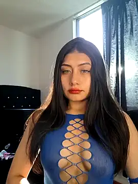 Snapshot of _Danna chatting on December 2024 11:45:02 AM Danna online show from December 2024 11:45:02 AM