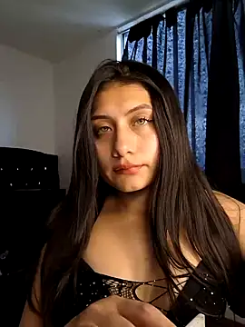 Snapshot of _Danna chatting on December 2024 03:25:02 PM Danna online show from December 2024 03:25:02 PM