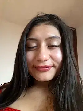 Snapshot of _Danna chatting on December 2024 09:25:02 PM Danna online show from December 2024 09:25:02 PM