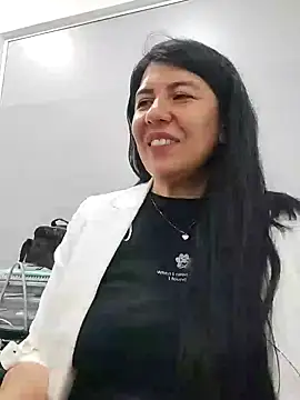 aisha latina online show from January 2025 03:00:01 PM