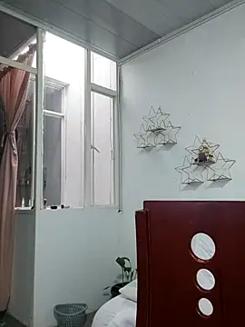 aisha latina online show from February 2026 03:10:01 PM