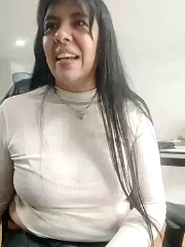 Snapshot of aisha_latina chatting on April 2026 03:36:01 PM aisha latina online show from April 2026 03:36:01 PM