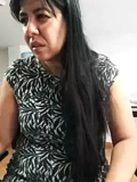 Snapshot of aisha_latina chatting on April 2026 02:55:02 PM aisha latina online show from April 2026 02:55:02 PM