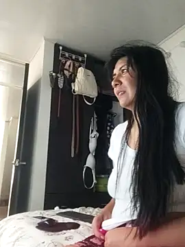Snapshot of aisha_latina chatting on May 2026 05:08:02 PM aisha latina online show from May 2026 05:08:02 PM