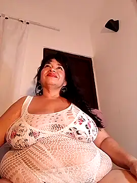 Snapshot of karlablue_ chatting on February 2025 10:23:02 PM karlablue online show from February 2025 10:23:02 PM