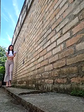 Yuky ta online show from March 2026 02:27:01 PM