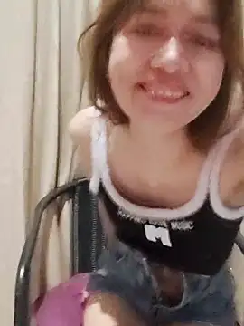 Little suzy5 online show from February 2025 07:38:02 PM