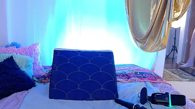 magali 19 online show from February 2026 08:18:01 PM