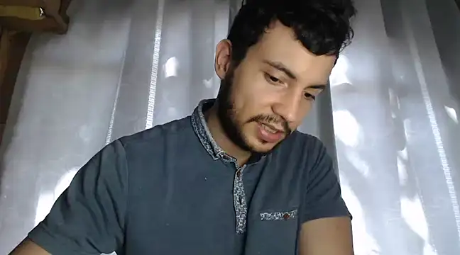 Armando 2002 online show from December 2024 06:25:01 PM