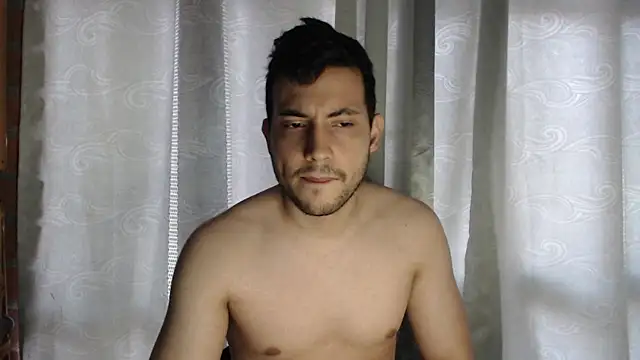 Armando 2002 online show from March 2025 04:37:02 PM