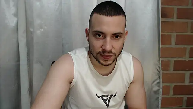 Armando 2002 online show from July 2026 07:01:02 PM