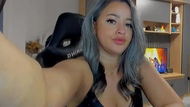 Claire95  online show from February 2026 03:14:02 AM