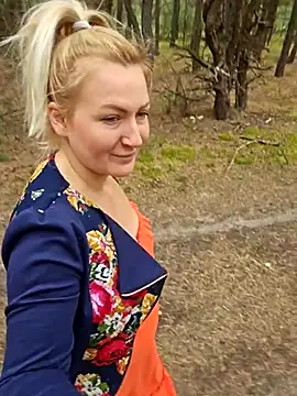 Snapshot of Marushka chatting on September 2025 06:57:02 AM Marushka online show from September 2025 06:57:02 AM