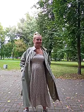 Snapshot of Marushka chatting on September 2025 06:15:02 AM Marushka online show from September 2025 06:15:02 AM