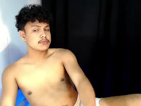 Snapshot of Brylon_ken chatting on October 2025 04:07:02 PM Brylon ken online show from October 2025 04:07:02 PM