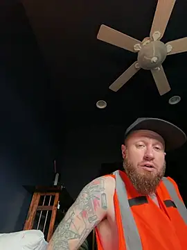 Mackwood89 online show from April 2026 07:26:01 PM