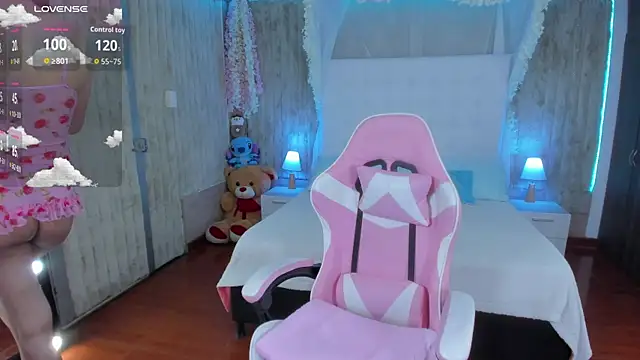 floryn susana online show from May 2026 09:43:01 PM