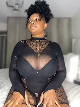 Snapshot of Hyra_Ari chatting on September 2025 06:08:01 PM Hyra Ari online show from September 2025 06:08:01 PM