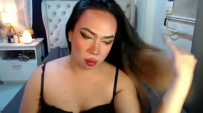 RebecaNextToYou online show from December 2024 08:18:01 PM