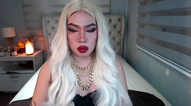 RebecaNextToYou online show from February 2025 08:25:01 PM