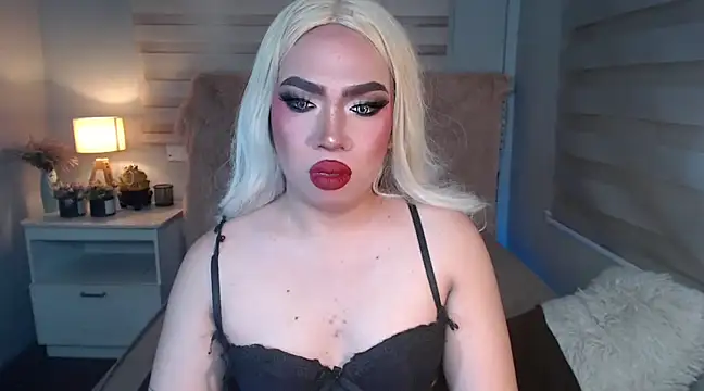 RebecaNextToYou online show from March 2025 05:22:02 PM