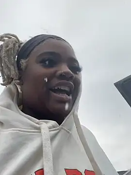 Indigo-love23 online show from February 2025 04:25:02 PM