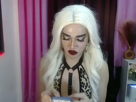 Snapshot of urcumgirl_kendall chatting on September 2025 04:45:01 PM urcumgirl kendall online show from September 2025 04:45:01 PM