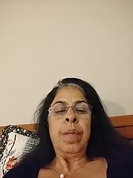 Susannemilf online show from November 2025 12:48:02 PM