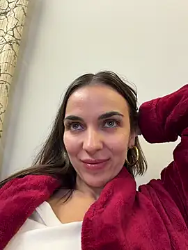 Snapshot of Bad_Giorgia chatting on November 2025 06:19:02 PM Bad Giorgia online show from November 2025 06:19:02 PM