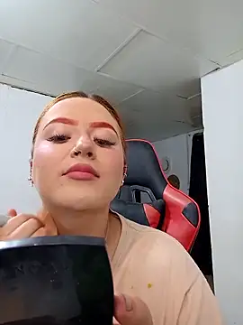 mia anyeli online show from February 2025 07:43:02 PM