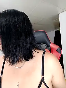 mia anyeli online show from March 2025 05:05:02 PM