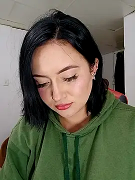 mia anyeli online show from March 2025 02:10:01 PM