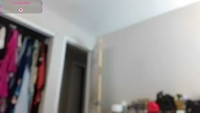 julimonroe online show from September 2025 03:01:02 PM