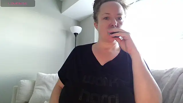 julimonroe online show from January 2026 02:44:01 PM