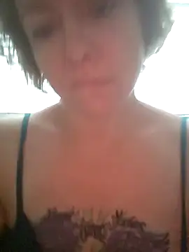 julimonroe online show from April 2026 12:19:02 PM