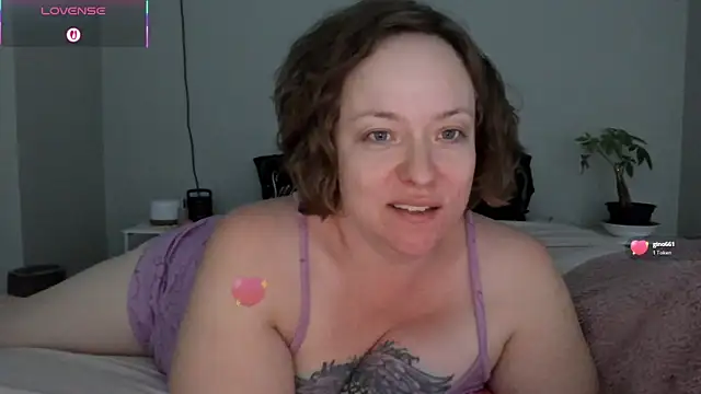 julimonroe online show from May 2026 03:56:01 AM