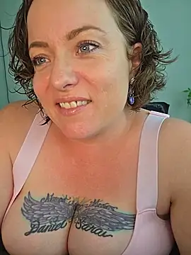julimonroe online show from May 2026 12:30:02 AM
