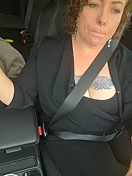 julimonroe online show from May 2026 04:13:02 PM