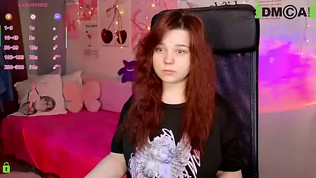 Snapshot of StellaMilla chatting on April 2026 02:47:02 AM StellaMilla online show from April 2026 02:47:02 AM