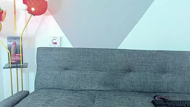 Snapshot of logan_thomas chatting on December 2024 01:38:02 PM logan thomas online show from December 2024 01:38:02 PM