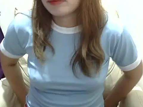    zurIII09  online show from November 2025 12:31:02 PM