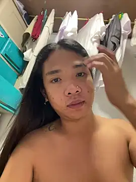 Valentinasbody online show from December 2024 01:22:01 PM